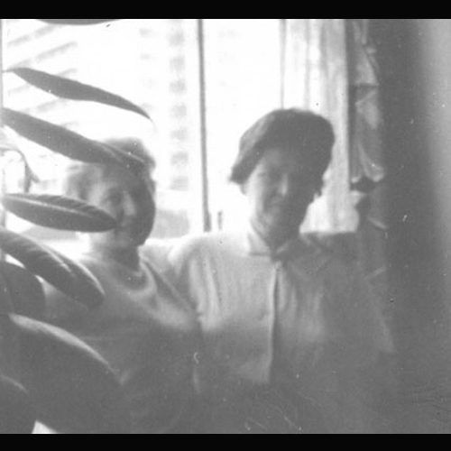 Erica e Helma - Edif. ASA CWB