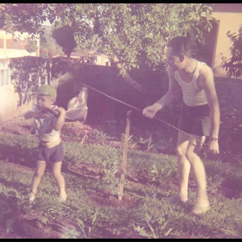 Pai Jacir e filho Acyr na pescaria...