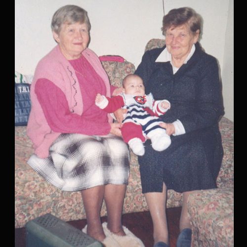 Erica e Helma com o bisneto Augusto